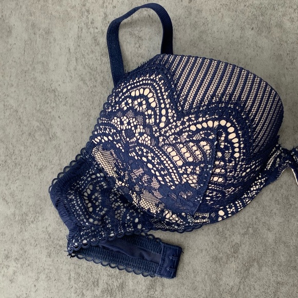 Victorias’ Secret Dream Angels Bra Push-Up Beige in Blue Lace 32D - Picture 5 of 5